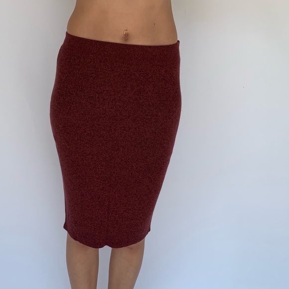 Cashmere Pencil Skirt - Picture 2 of 8